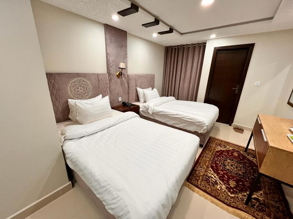 Shelton House Peshawar Hotel Exterior foto