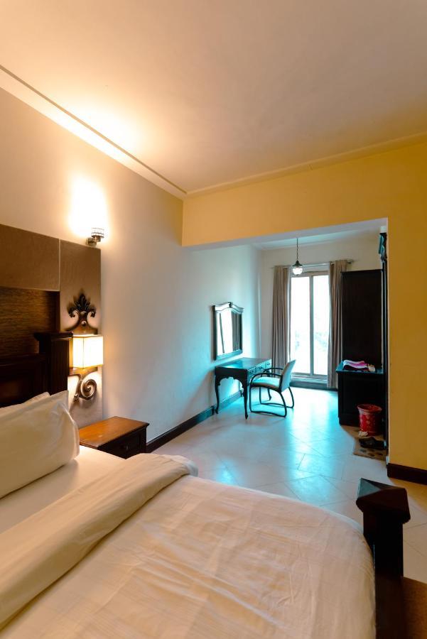 Shelton House Peshawar Hotel Exterior foto